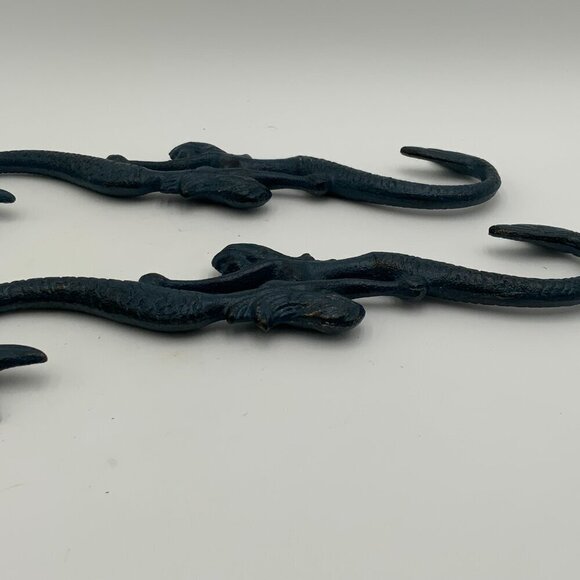 Pair of Large Cast Iron Sungmor Mermaid "S" Hanging Hooks - Picture 3 of 7